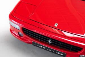 Afbeelding 28/40 van Ferrari F 355 Berlinetta (1996)