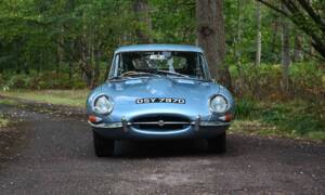 Image 6/50 of Jaguar E-Type (2+2) (1966)