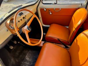 Image 16/39 of FIAT 500 F (1968)
