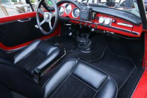 Imagen 40/50 de Alfa Romeo Giulia 1600 Spider Veloce (1965)