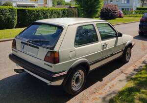 Afbeelding 7/8 van Volkswagen Golf Mk II GTi 1.8 (1988)