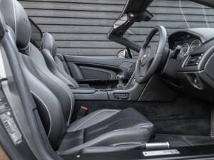 Bild 41/84 von Aston Martin V12 Vantage AMR Roadster (2018)