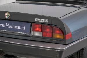 Bild 22/50 von Alfa Romeo 1.6 Spider (1989)