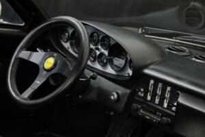 Bild 9/20 von Ferrari Dino 246 GT (1972)