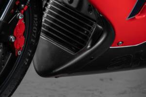 Image 15/32 of Aprilia RSV 1000 R (1999)