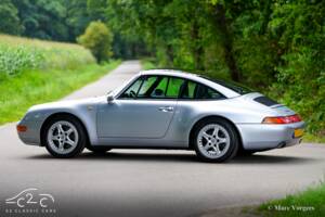Image 54/63 of Porsche 911 Carrera (1996)
