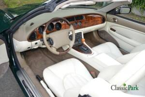 Imagen 30/50 de Jaguar XK8 4.0 (1998)