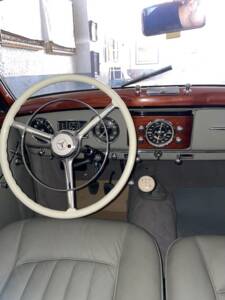 Immagine 4/5 di Mercedes-Benz 170 S Cabriolet A (1950)