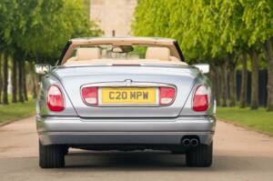 Immagine 19/38 di Rolls-Royce Corniche V (2001)