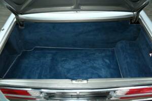 Image 21/30 of Mercedes-Benz 380 SL (1985)