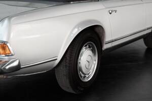 Image 37/50 de Mercedes-Benz 280 SL (1970)