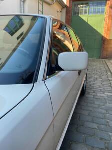 Bild 39/82 von BMW 525i (1993)