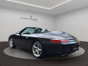 Image 6/23 de Porsche 911 Carrera (2002)