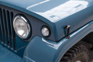 Image 28/37 de Jeep Commando (1972)