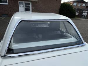 Image 21/100 of Mercedes-Benz 280 SL (1970)