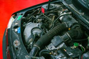 Image 30/33 of Peugeot 205 GTi 1.9 (1993)