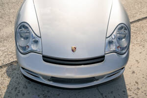 Image 19/51 of Porsche 911 GT2 (2001)