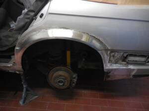 Immagine 46/50 di BMW 325i Touring (1992)