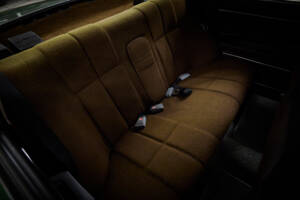 Immagine 65/98 di Volvo 244 DL (1975)