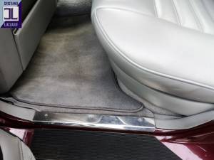 Image 37/50 of Bentley Brooklands (1992)