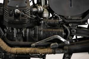 Image 14/50 of Moto Guzzi V 35 Imola II (1983)