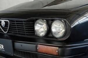 Bild 5/48 von Alfa Romeo GTV 6 2.5 (1981)