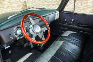 Imagen 39/50 de Chevrolet 3100 ½-ton (1955)