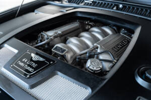 Bild 42/45 von Bentley Azure (2007)