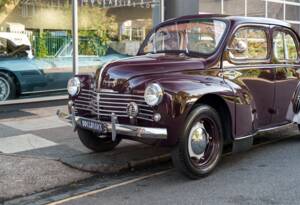 Immagine 12/33 di Renault 4 CV Décapotable (1951)