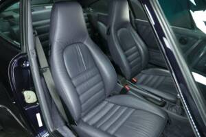 Immagine 28/50 di Porsche 911 Carrera 4 (1993)