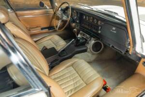 Image 11/19 de Jaguar E-Type (1969)