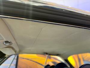 Image 8/35 of BMW 3.0 CS (1974)