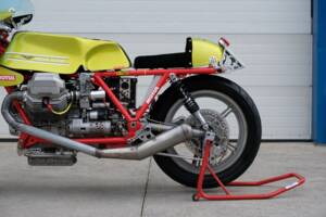 Image 22/39 of Moto Guzzi 1000 SP II (1985)
