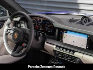 Image 25/35 de Porsche 911 Carrera GTS (2026)