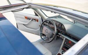 Image 42/72 de Mercedes-Benz 500 SEL (1984)