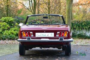 Immagine 4/38 di Peugeot 504 Convertible (1970)