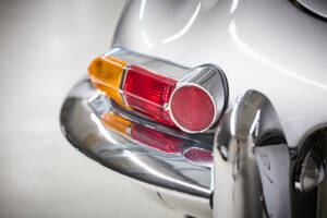 Image 59/99 of Jaguar E-Type 3.8 (1964)