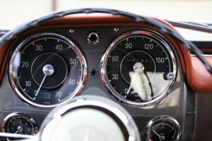 Imagen 13/35 de Mercedes-Benz 190 SL (1961)