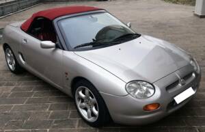 Immagine 32/50 di MG F 1.8i VVC 75 LE "75th Anniversary" (1999)