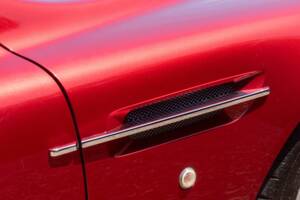 Image 29/50 of Aston Martin DB 9 Volante (2006)
