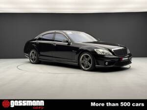 Bild 3/15 von Mercedes-Benz S 65 AMG L (2007)