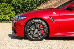 Bild 20/50 von Alfa Romeo Giulia Quadrifoglio (2017)