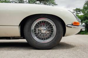 Image 28/50 de Jaguar Type E 3.8 (1963)