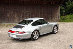 Image 7/90 de Porsche 911 Carrera 4S (1996)