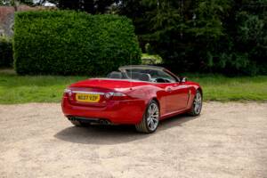 Image 14/50 of Jaguar XKR (2007)