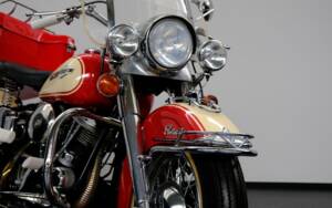 Image 17/75 of Harley-Davidson FL Panhead (1965)