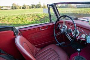 Image 11/50 of Austin-Healey 3000 Mk II (BJ7) (1962)