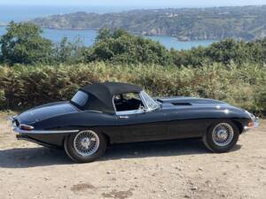 Afbeelding 2/12 van Jaguar E-Type 4.2 (1965)