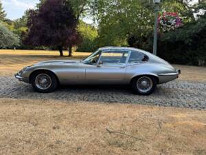 Afbeelding 12/30 van Jaguar E-Type V12 (2+2) (1974)