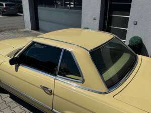 Afbeelding 15/15 van Mercedes-Benz 450 SL (1976)